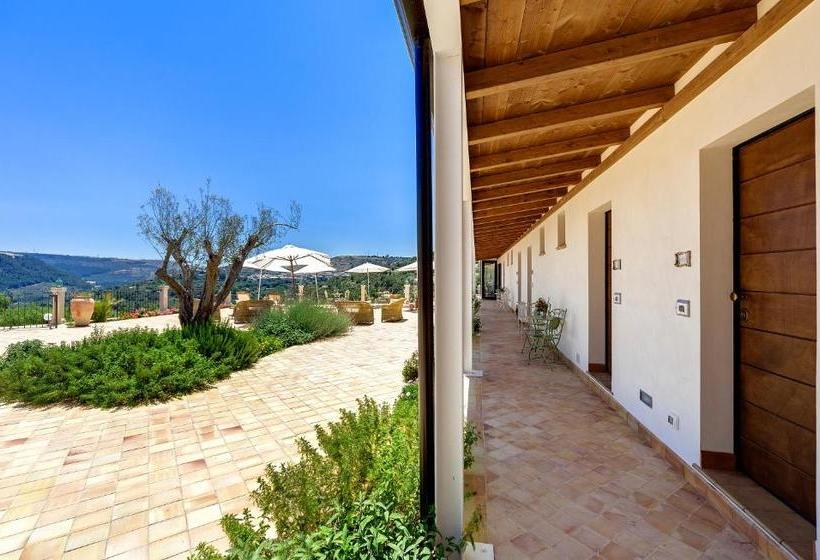 فندق Relais Villa Del Monte