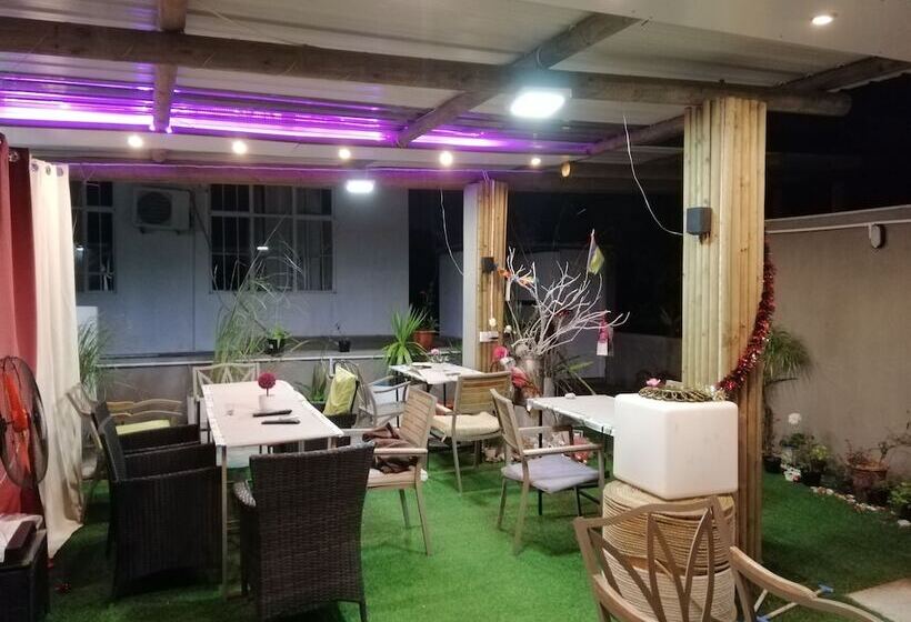 هتل Residence Les Bambous