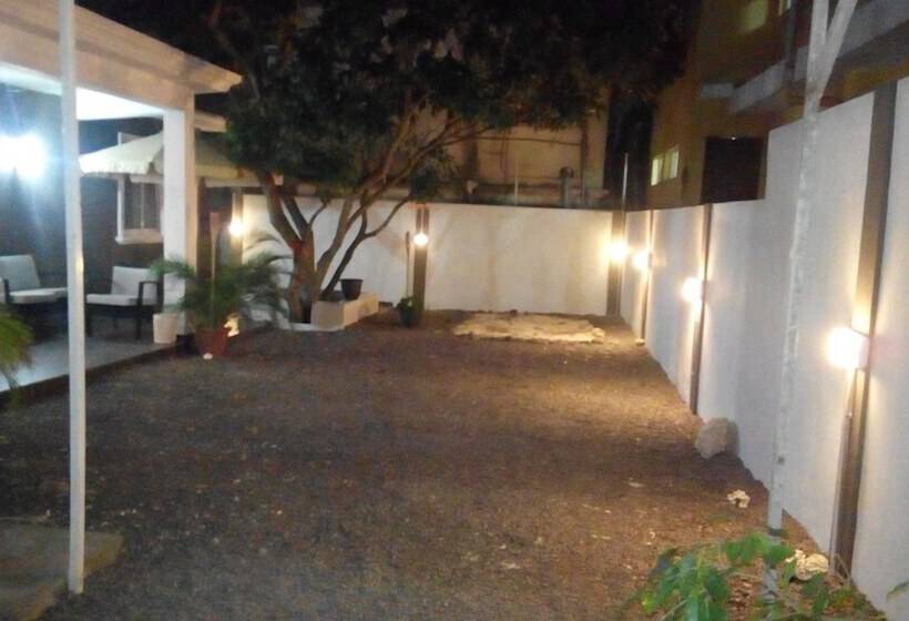 هتل Residence Les Bambous