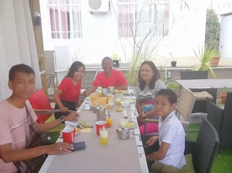 هتل Residence Les Bambous