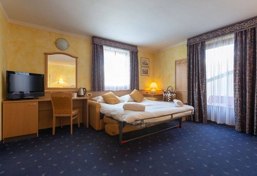 Mont Chalet Nevada Hotel & Spa