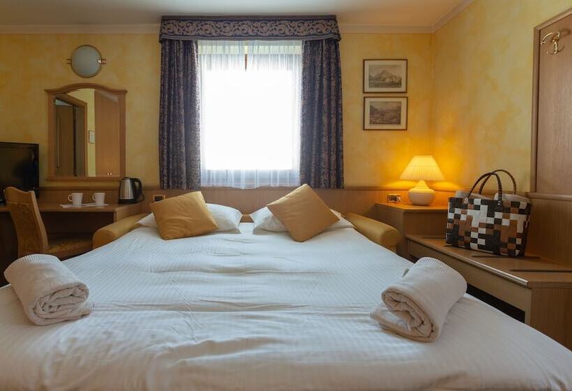 Mont Chalet Nevada Hotel & Spa