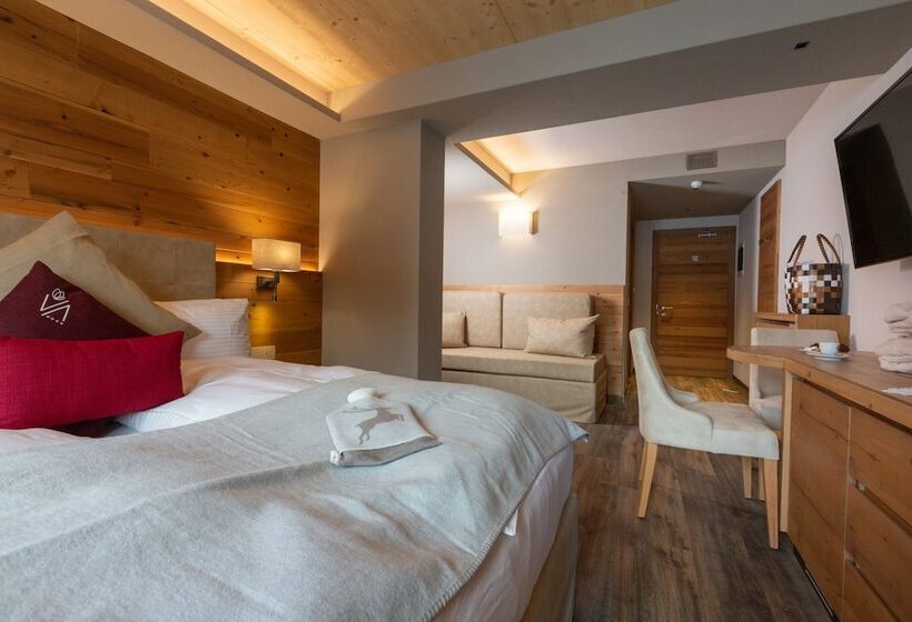 Mont Chalet Nevada Hotel & Spa