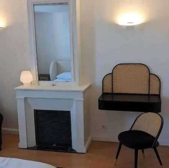 ベッドアンドブレックファースト Chambre Voltaire Ou Chambre Beckett, Terrasse En Bord De Sorgue