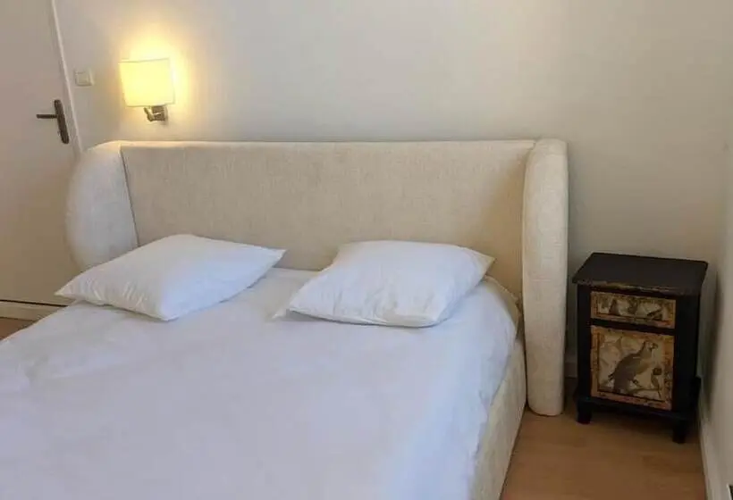 ベッドアンドブレックファースト Chambre Voltaire Ou Chambre Beckett, Terrasse En Bord De Sorgue