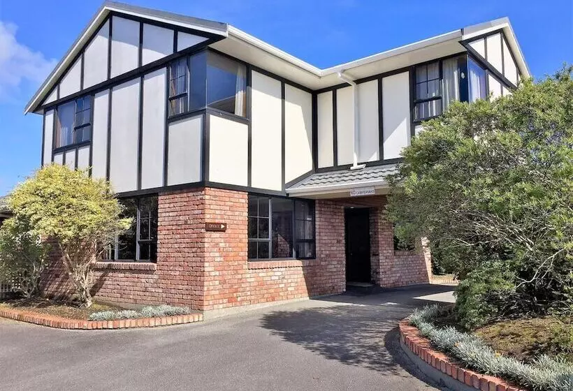 Heritage Highway Motel