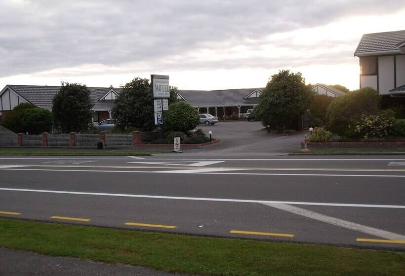 Heritage Highway Motel