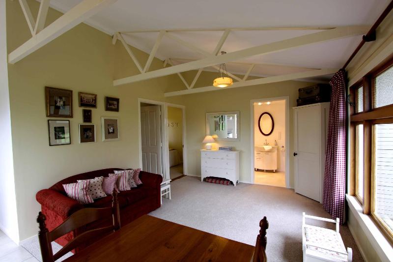 Отель B&b Blossom Cottage