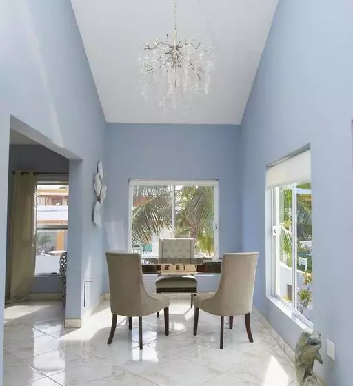 Hotelli Diamond Lodge Belize