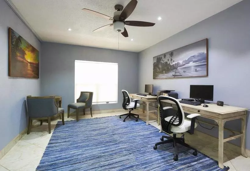 Hotelli Diamond Lodge Belize