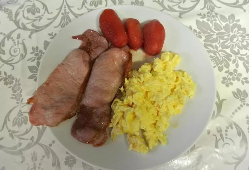 Hotelli Fairlawns Guest House