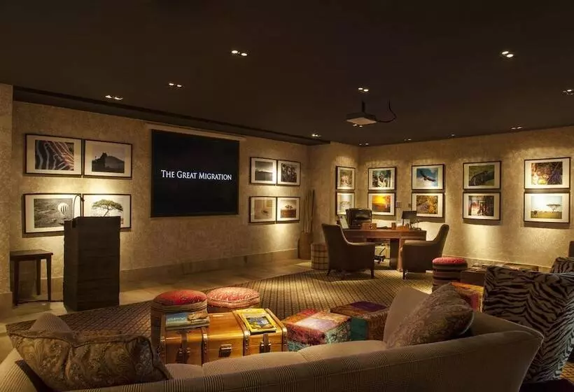 هتل Four Seasons Safari Lodge Serengeti