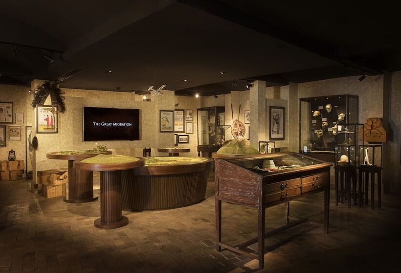 هتل Four Seasons Safari Lodge Serengeti