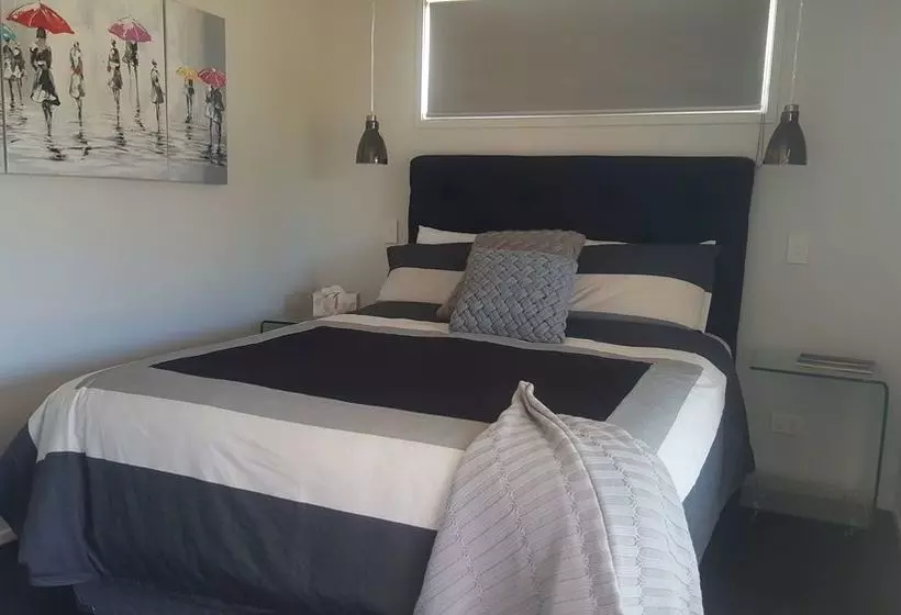ホテル Guesthouse On Queens