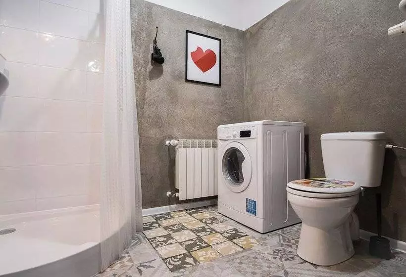 Hotelli Hostel Likehome