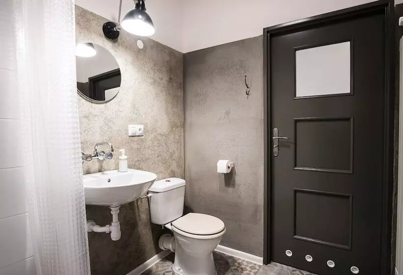 Hotelli Hostel Likehome