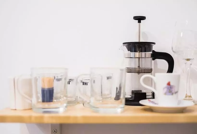 Hotelli Hostel Likehome