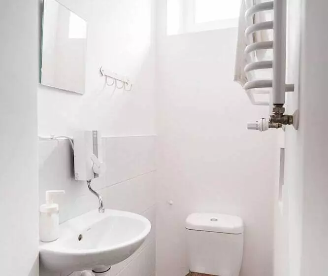 Hotelli Hostel Likehome