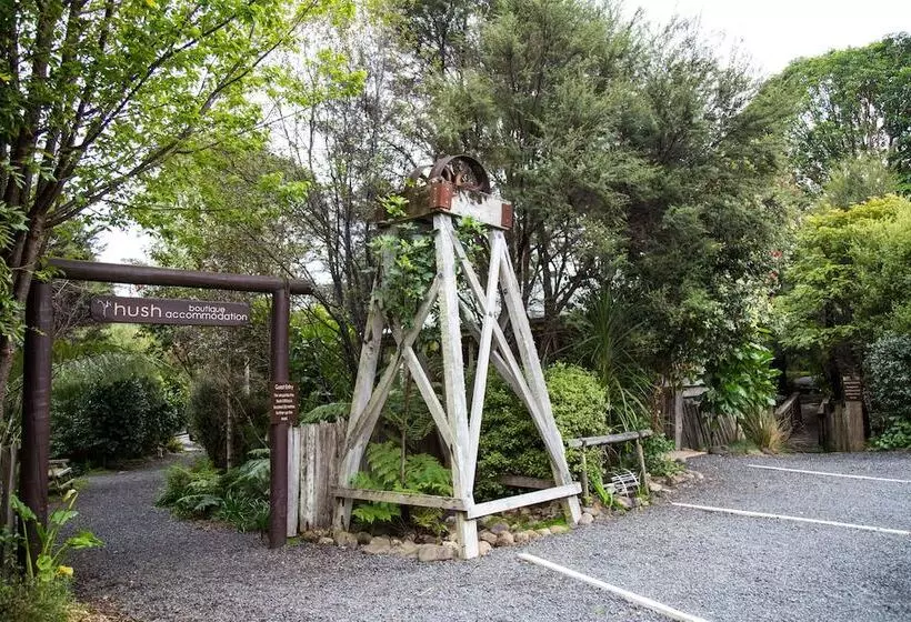 Hotelli Hush Boutique Accommodation