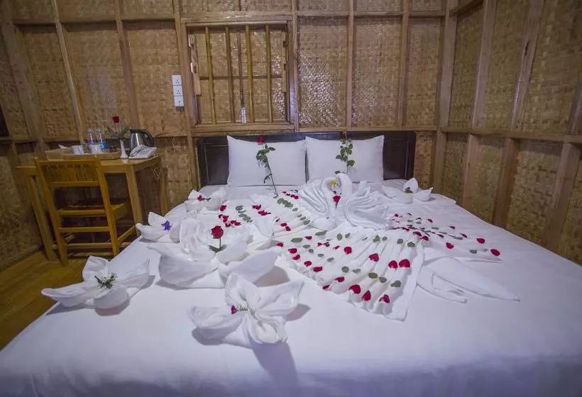 هتل Jl Lodge Ngwe Saung