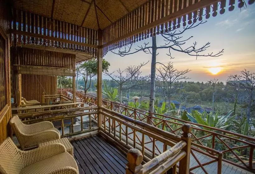 هتل Jl Lodge Ngwe Saung