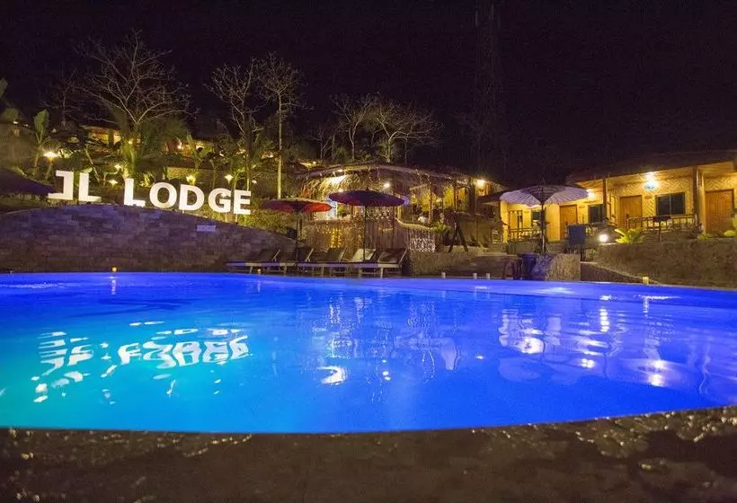 هتل Jl Lodge Ngwe Saung
