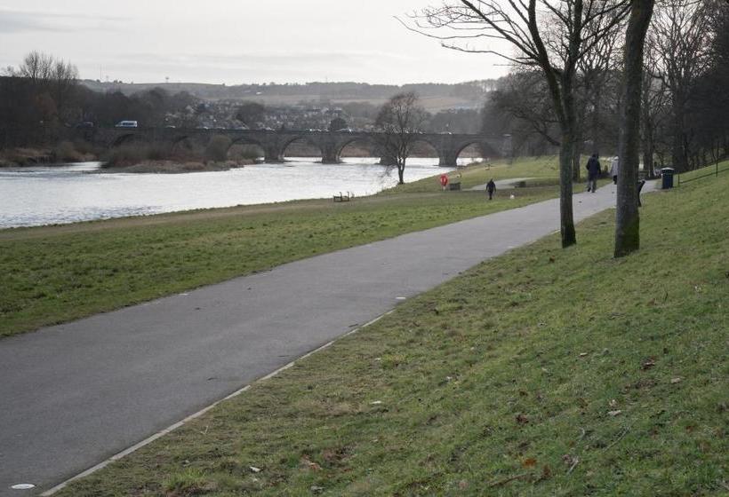 ホテル Marks At The Manor