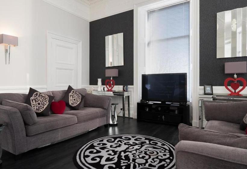 ホテル Marks At The Manor