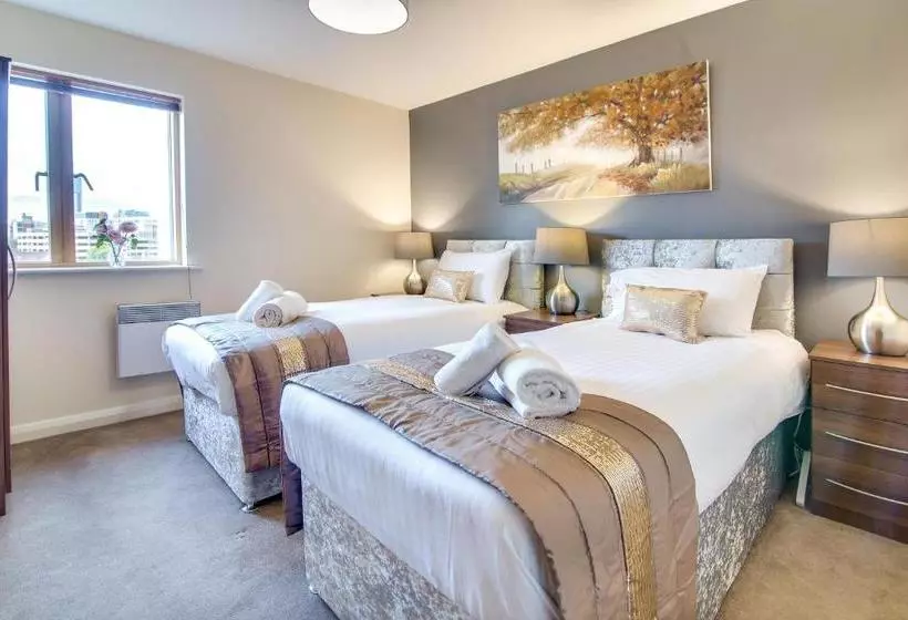 هتل Mica Point City Centre Apartment