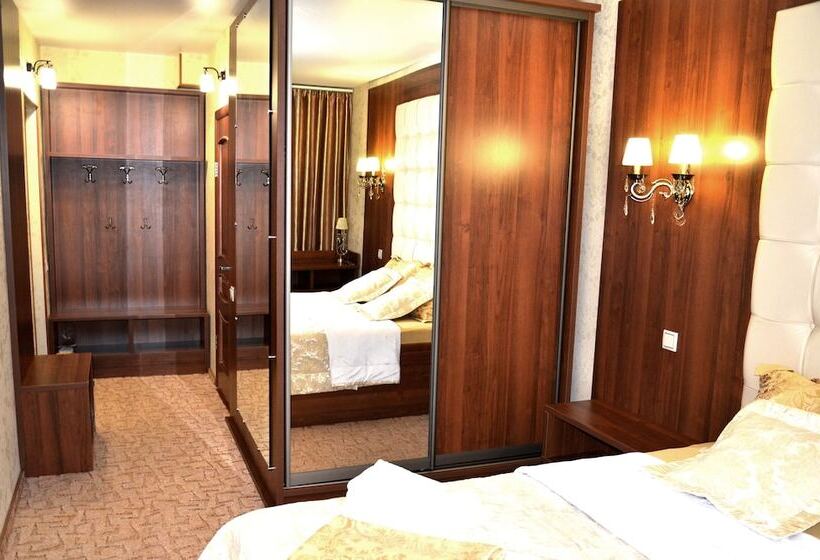 בית מלון כפרי Randevu