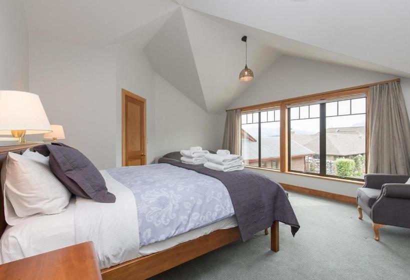 فندق Release Wanaka Bullock Creek Chalet