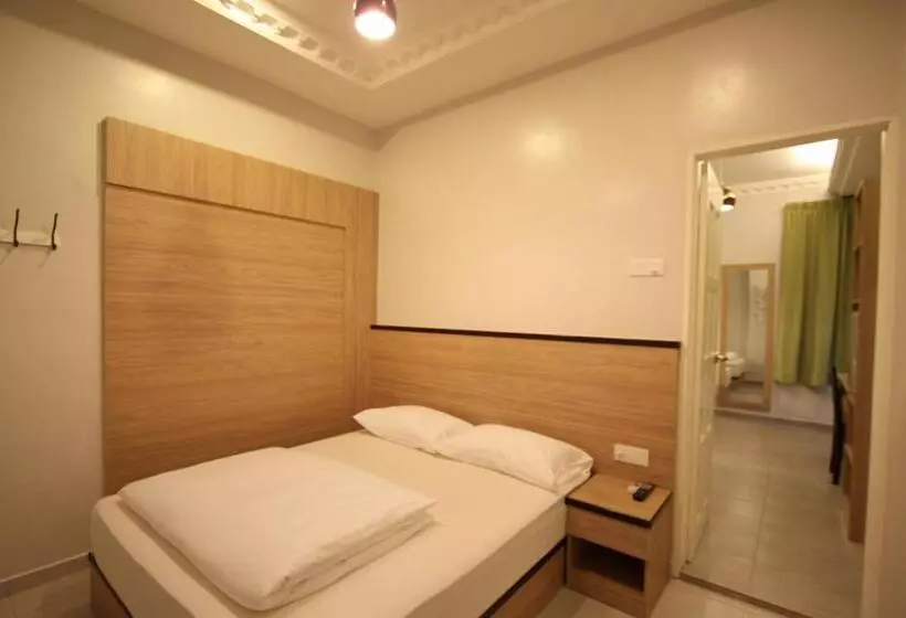 Hotelli Shamrock Guest House
