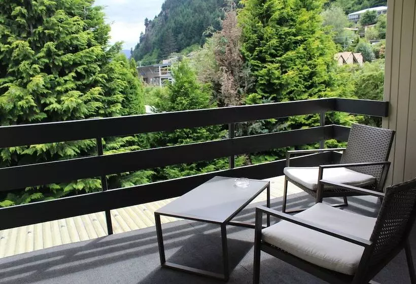 Hotelli The Flaming Kiwi Backpackers