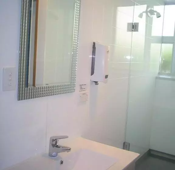 Hotelli The Flaming Kiwi Backpackers