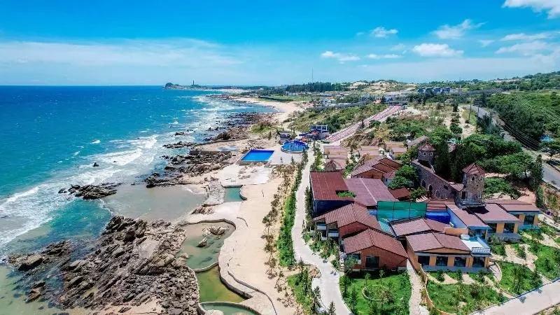 Adora Bay Ke Ga Beach Resort
