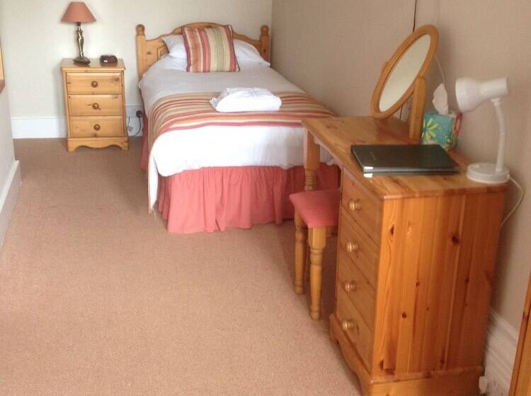 בית מלון כפרי By The Sea Bed And Breakfast