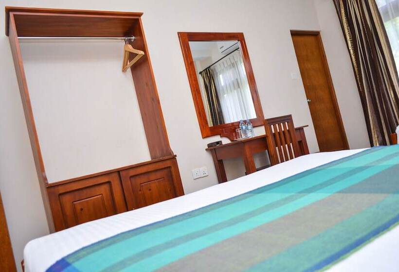 فندق Camarin Residence