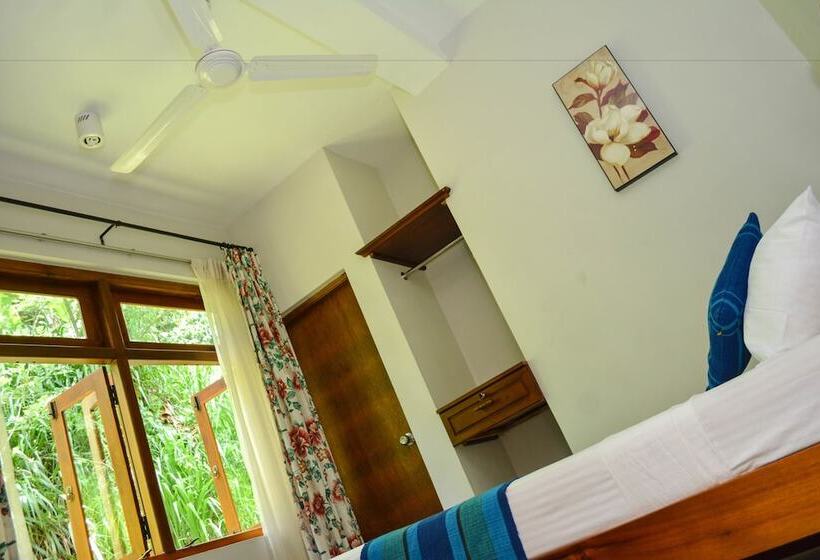 فندق Camarin Residence