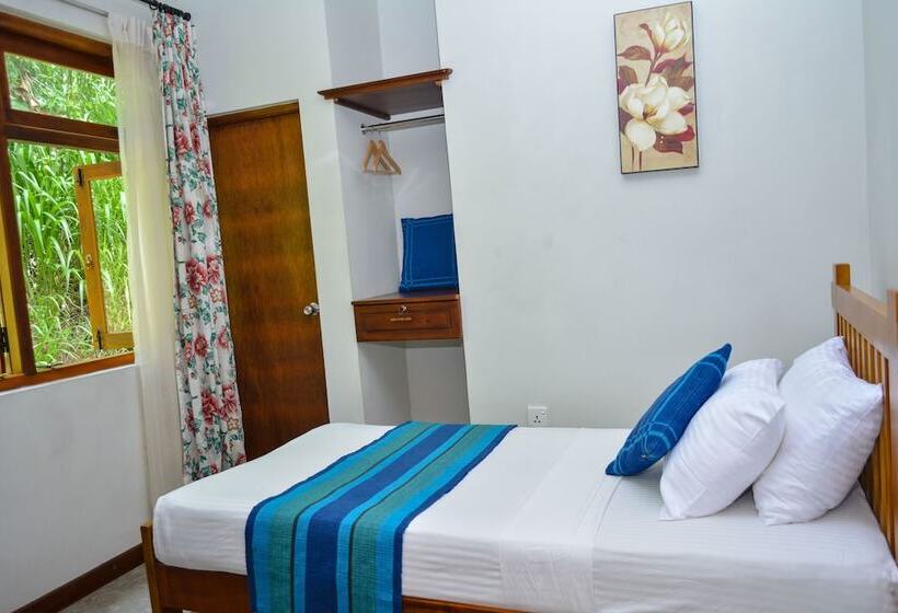 فندق Camarin Residence