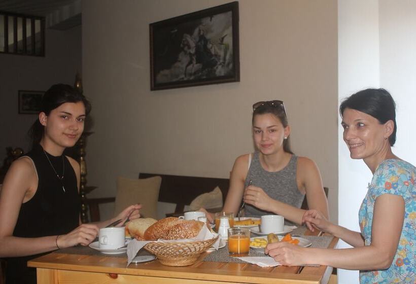 فندق Camarin Residence