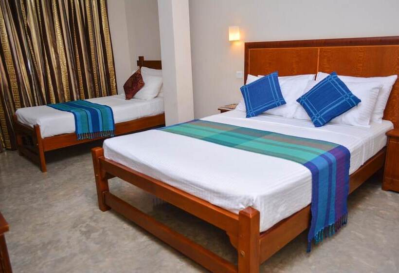 فندق Camarin Residence