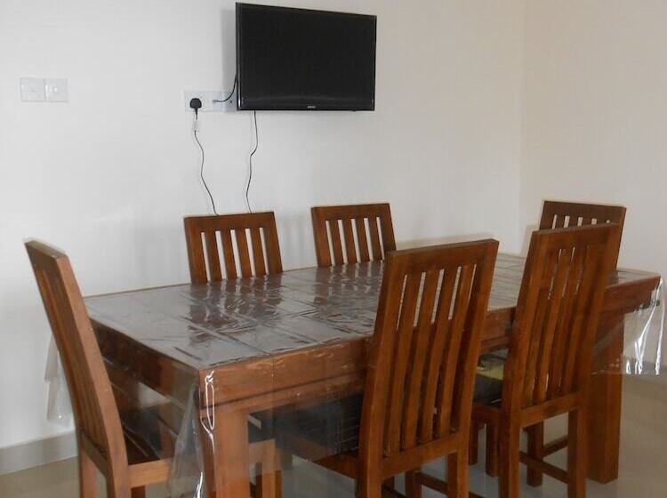 Hotel Colombo Apartments   Harmers Avenue