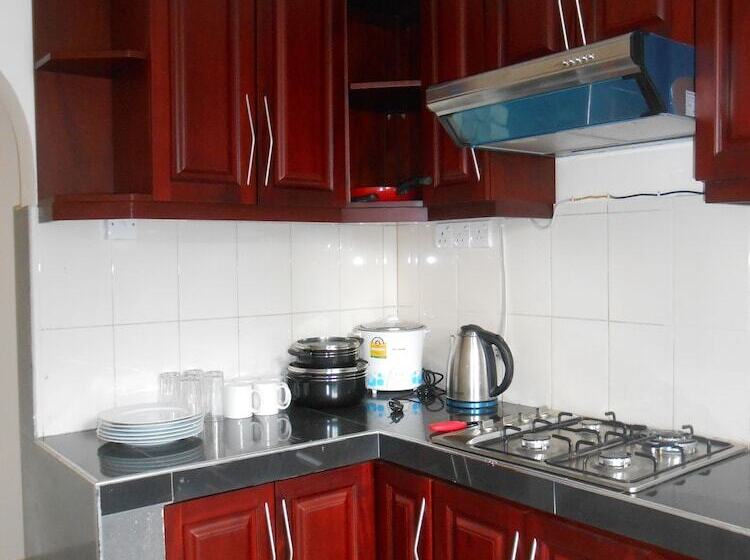 Hotel Colombo Apartments   Harmers Avenue