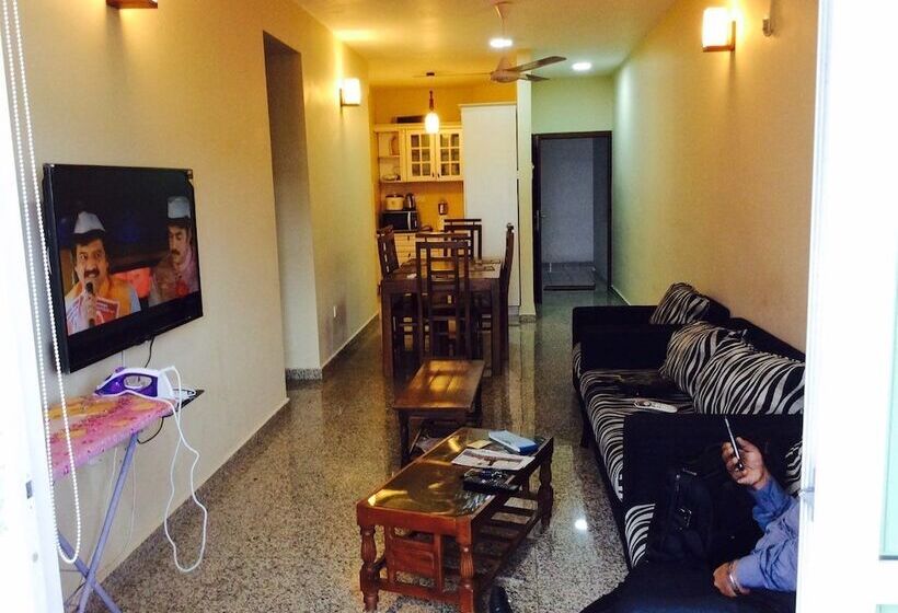 Hotel Colombo Apartments   Harmers Avenue