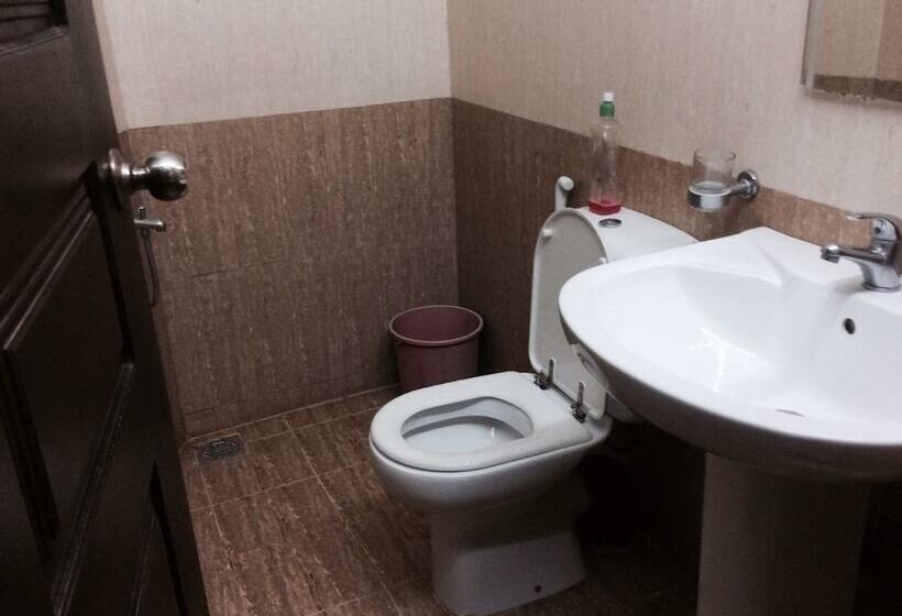 Hotel Colombo Apartments   Harmers Avenue