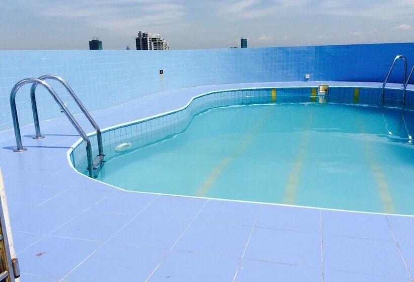 Hotel Colombo Apartments   Harmers Avenue