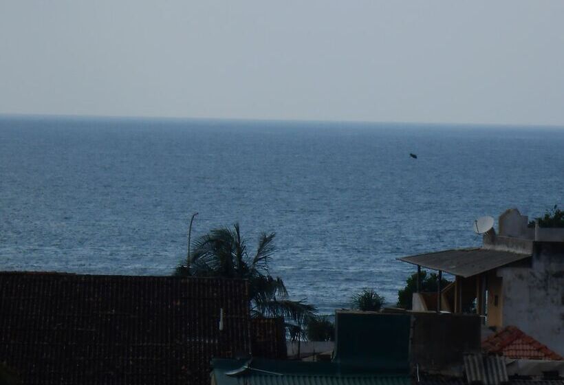 Hotel Colombo Apartments   Harmers Avenue