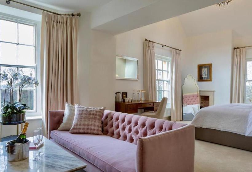 בית מלון כפרי Crestow House