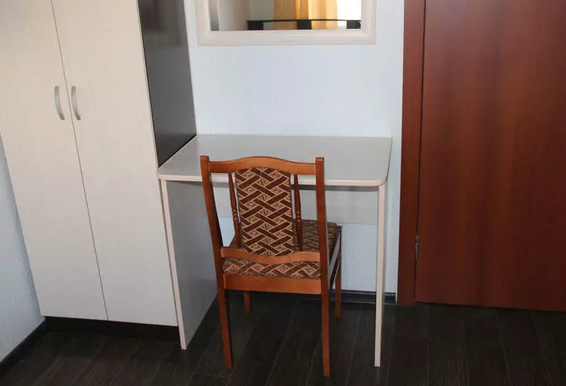 Hotelli Guest House On Muezerskaya