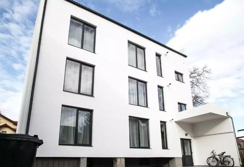 هتل Hermann Apartments